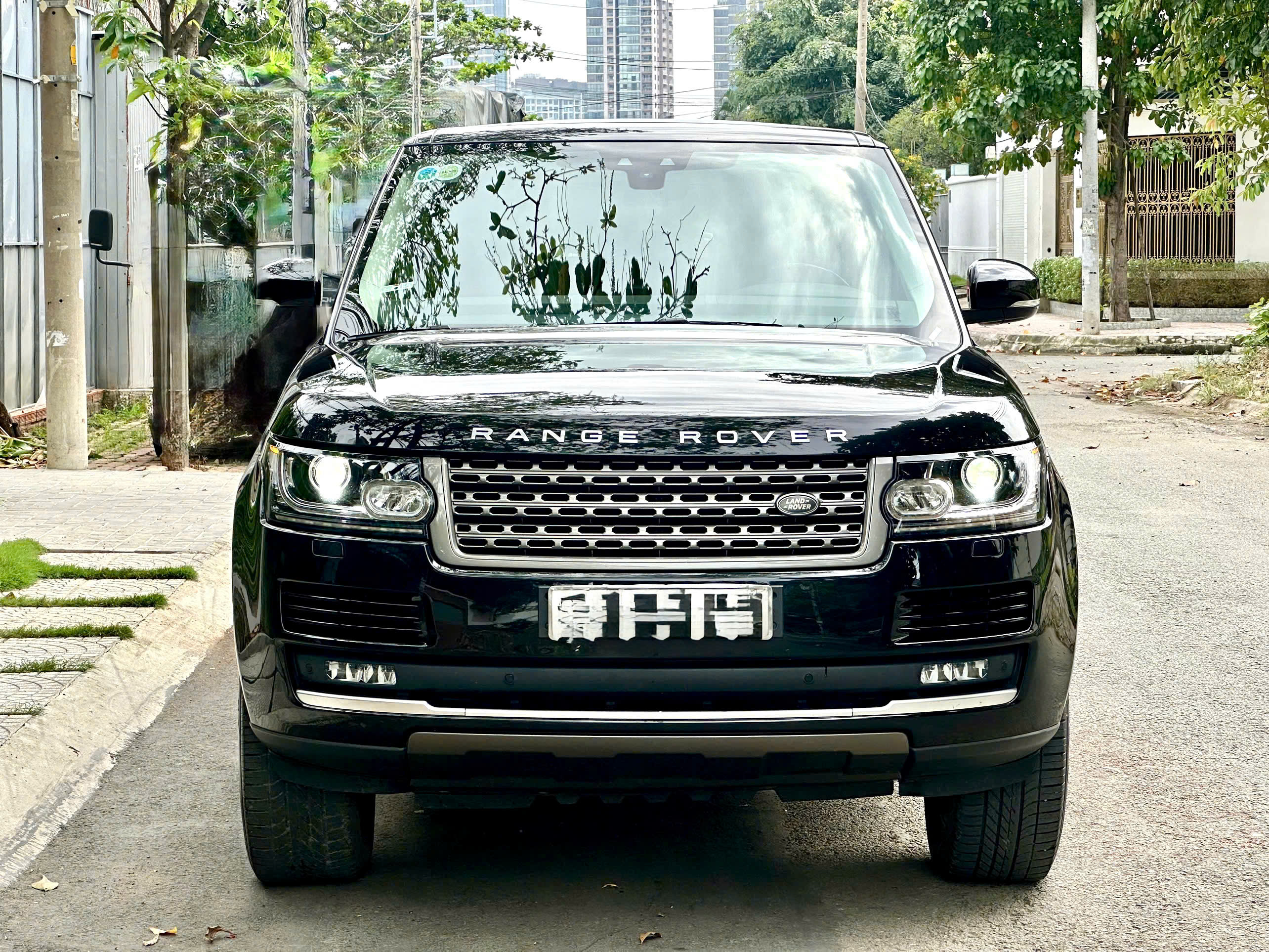 Cần bán LandRover Range Rover HSE năm sản xuất 2016, màu đen, xe nhập