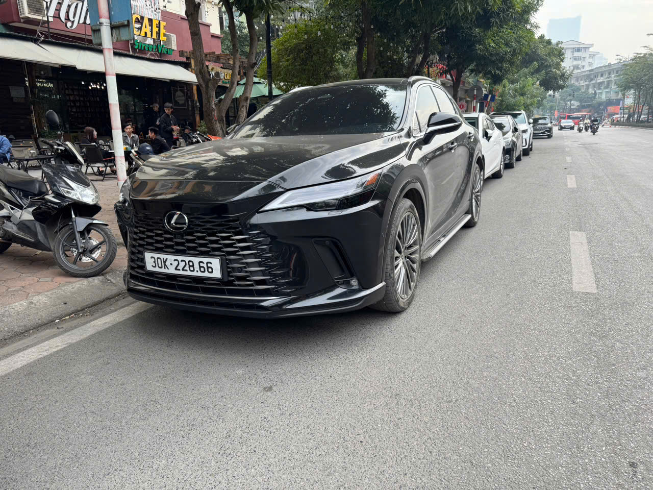 Cần bán xe Lexus RX350 Luxury sản xuất năm 2023, màu đen, nhập khẩu