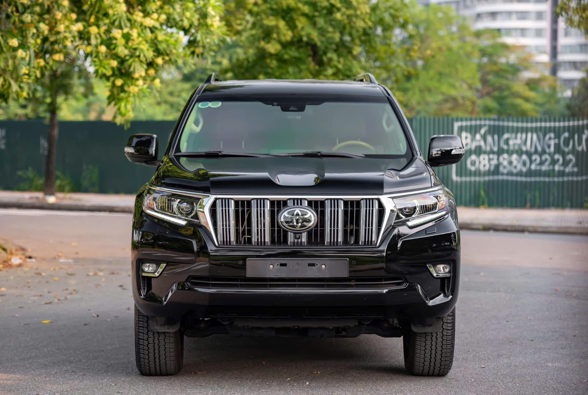 Cần bán xe Toyota Prado VX sản xuất năm 2021, màu đen, nhập khẩu nguyên chiếc, giá chỉ 2.65 tỉ