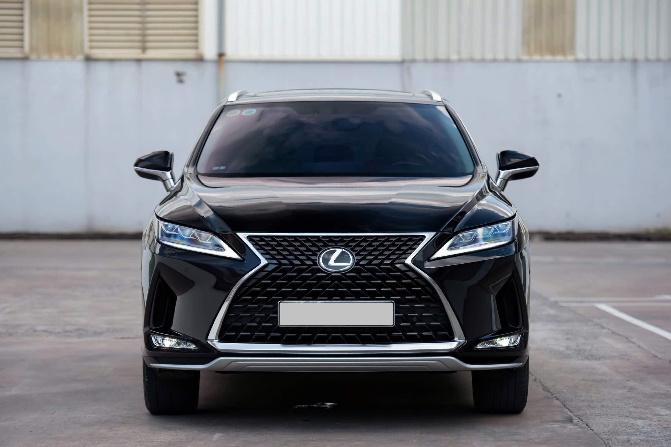 Bán xe Lexus RX 300 năm sản xuất 2022, màu đen, nhập khẩu