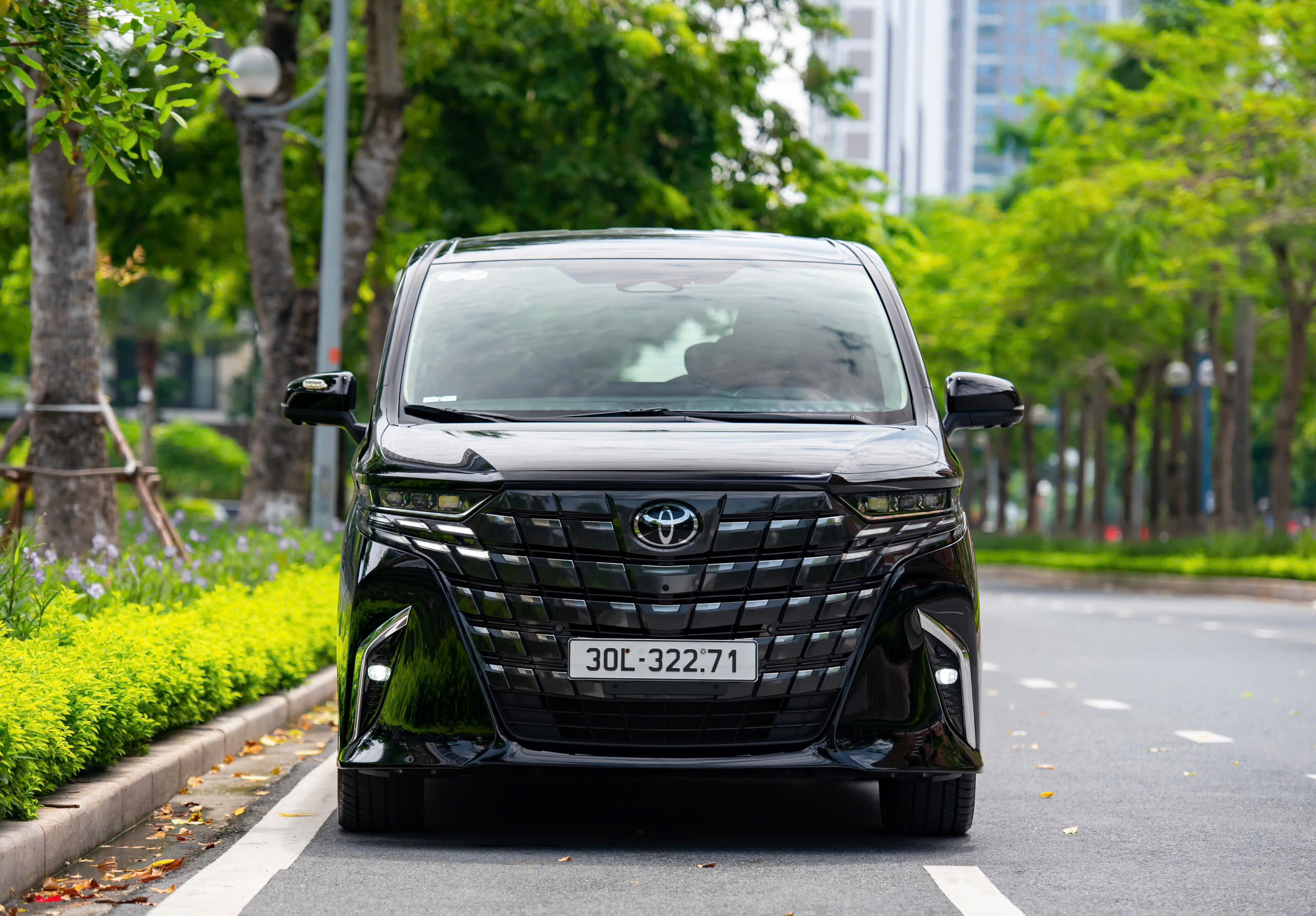 Toyota Alphard Excutive Lounge cũ lướt 2023