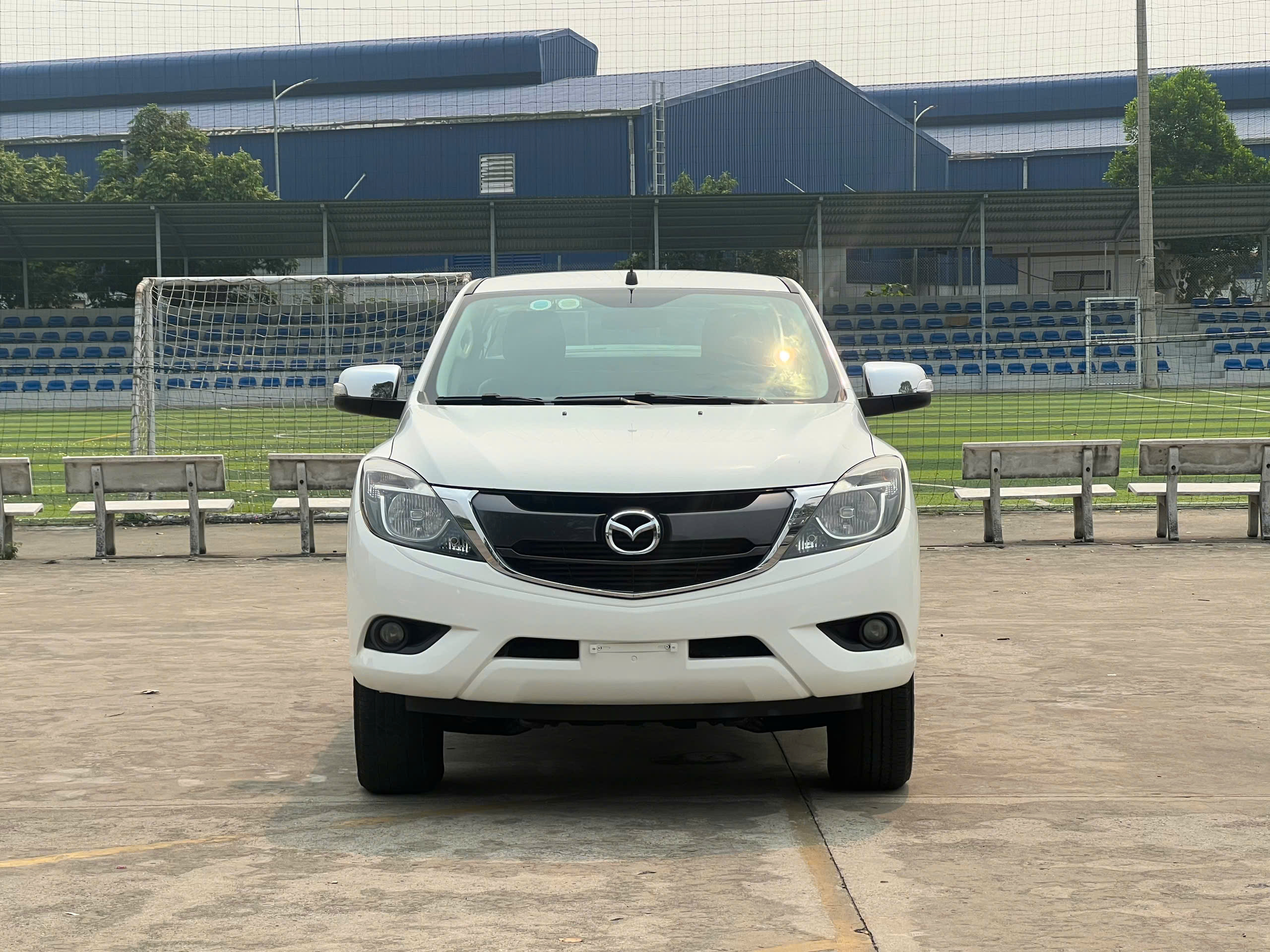 Bán Mazda Mazda BT 50 năm 2016, màu trắng, xe nhập